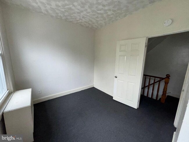 Building Photo - 1016 Pine St