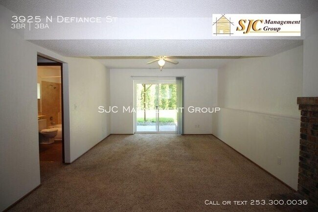 Building Photo - Split level home for rent in North Tacoma.