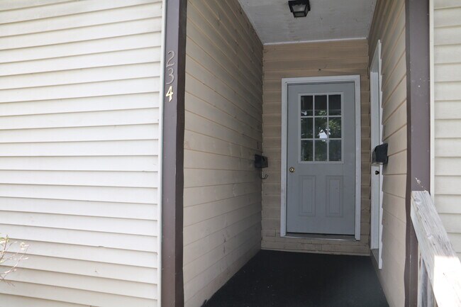 Building Photo - 234 North St