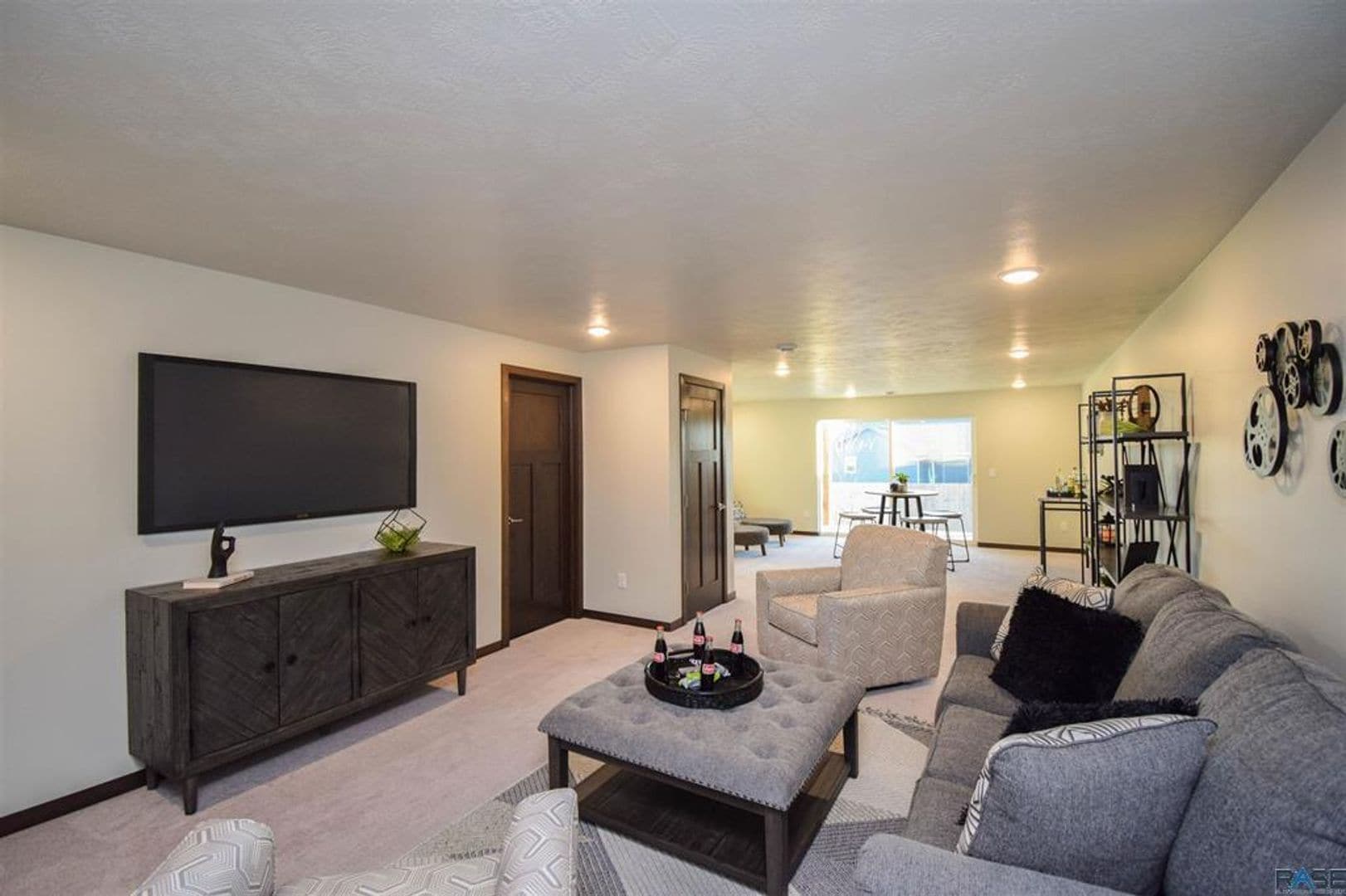 Building Photo - 7303 E 45th St