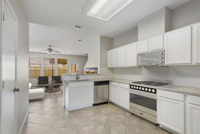 Building Photo - 17826 Alpine Brook Ln