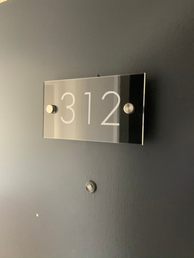 Unit 312 - 711 Orange Grove Ave