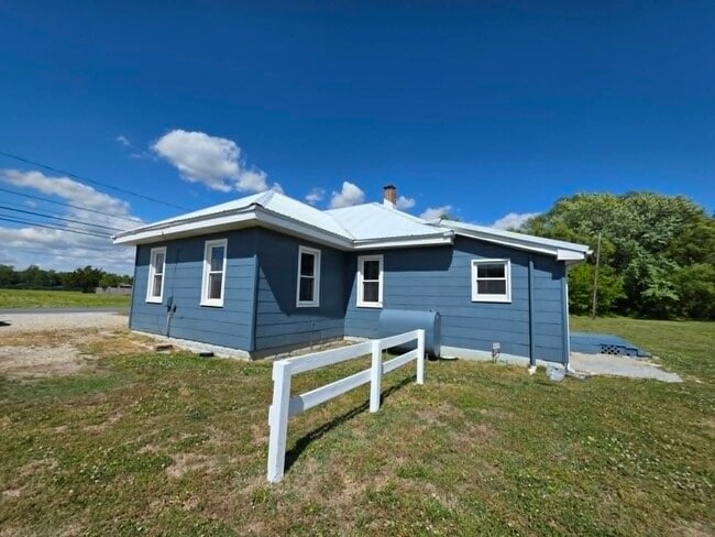Building Photo - 28419 Old Quantico Rd