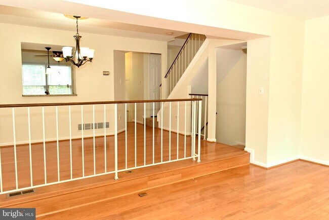 Building Photo - 3838 Angelton Ct