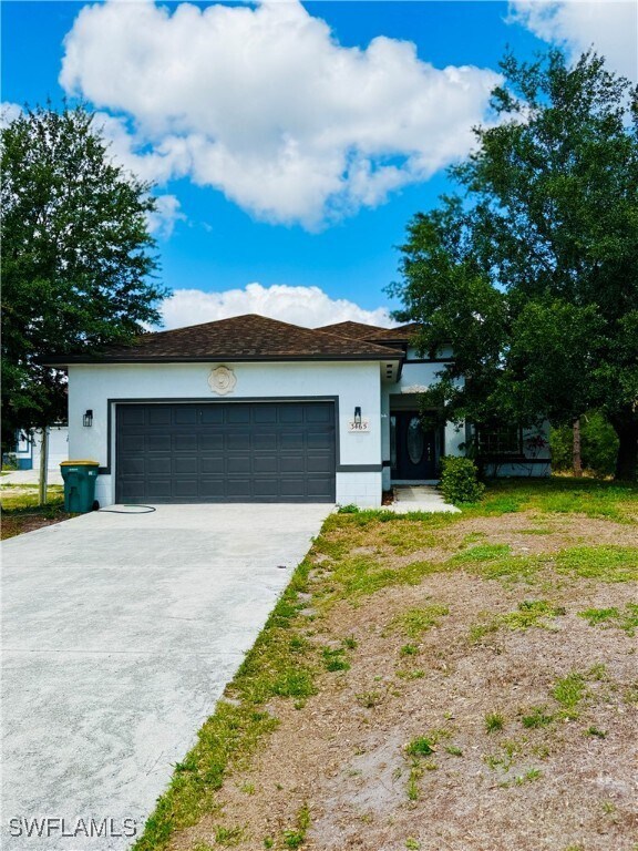 Building Photo - 3465 Everglades Blvd N