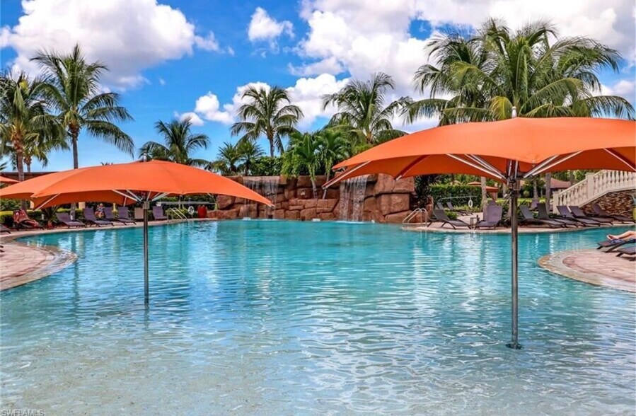 Building Photo - 9731 Acqua Ct