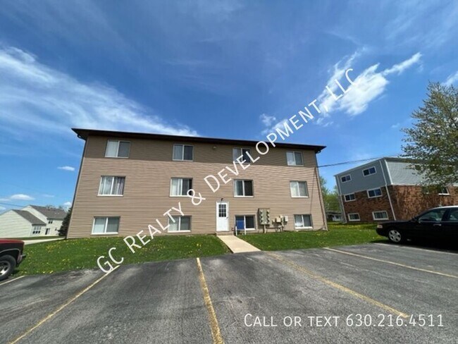 Building Photo - 10403 N Church St