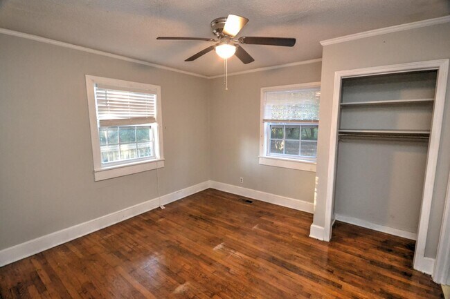 Building Photo - 3835 Capers Ave