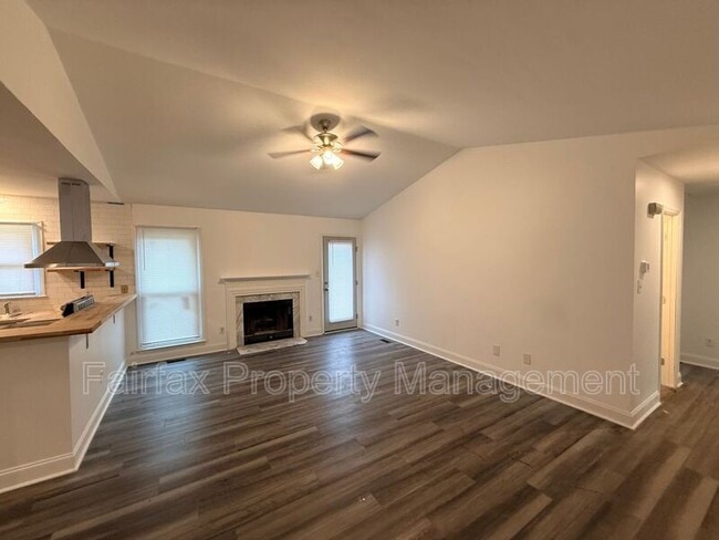 Building Photo - 400 Kelley Meadows Dr