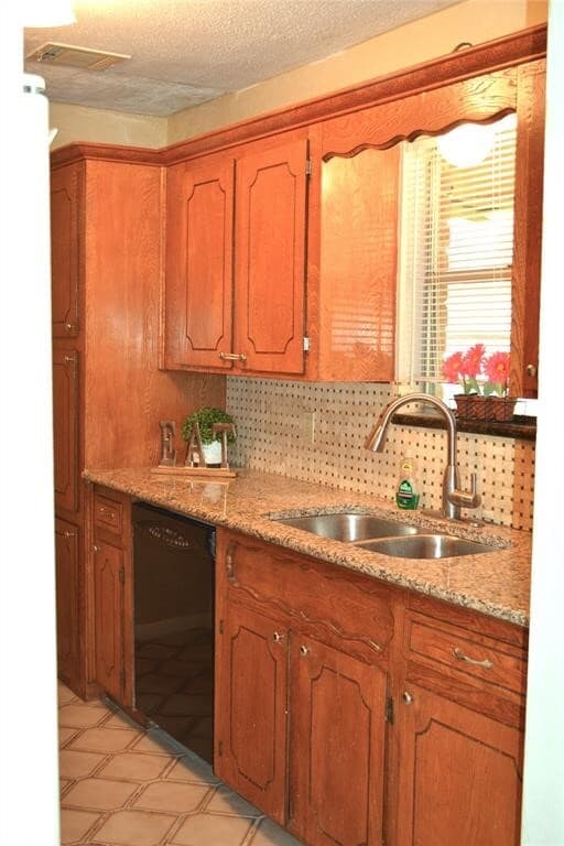 Building Photo - 942 Grand Jct Dr