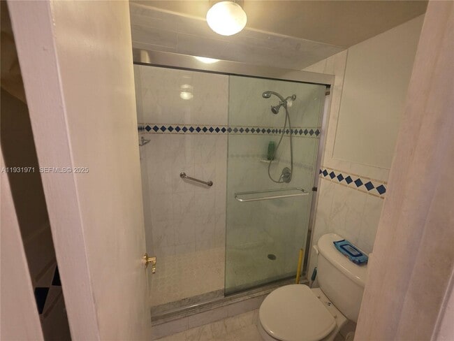 Building Photo - 295 NW 72nd Ave