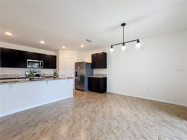 Building Photo - 5817 Arboretum St