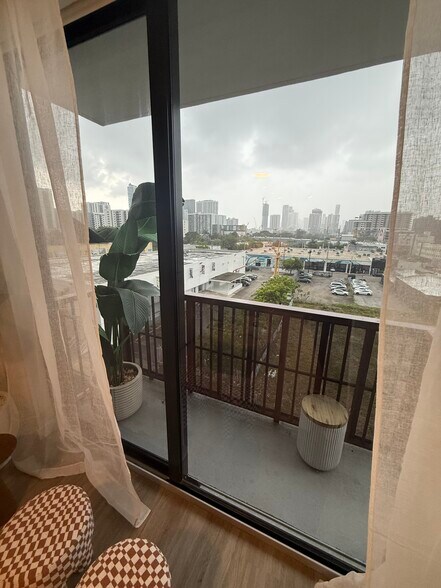 Building Photo - 60 NW 31st St