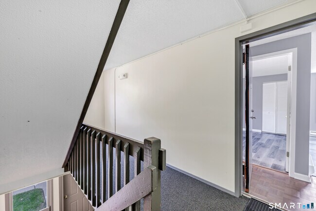 Building Photo - 135 Heather Ridge