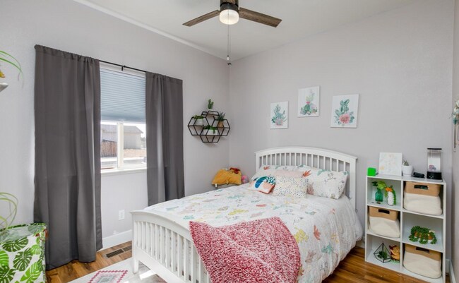 Building Photo - 404 Settler Dr