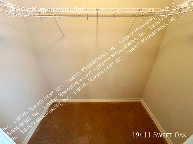 Building Photo - 19411 Sweet Oak