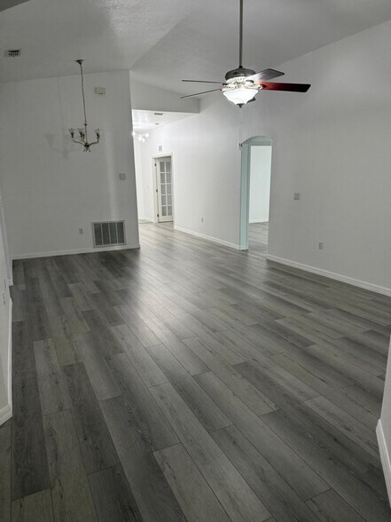 Building Photo - 510 Heather Hill Blvd