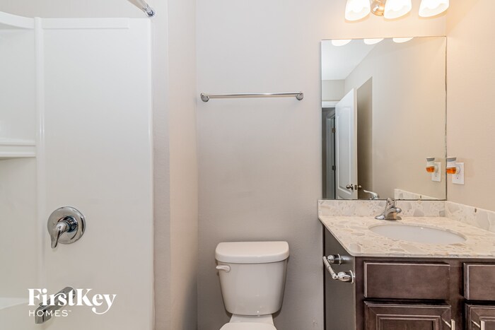 Building Photo - 11497 Red Koi Dr