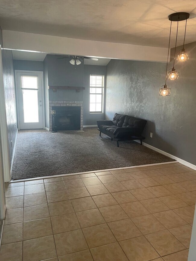 Building Photo - BEAUTIFUL 2/2 CONDO FOR RENT NEAR FSU AND CAPITOL