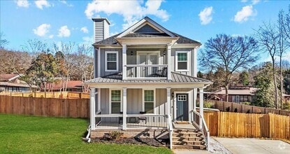 Building Photo - 3BR, 2.5BA Home in Desirable Augusta Road ...
