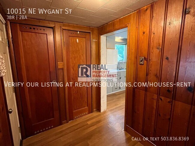Building Photo - 10015 NE Wygant St