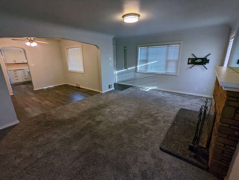 Living Room/Dining Area - 2310 W Kiernan Ave