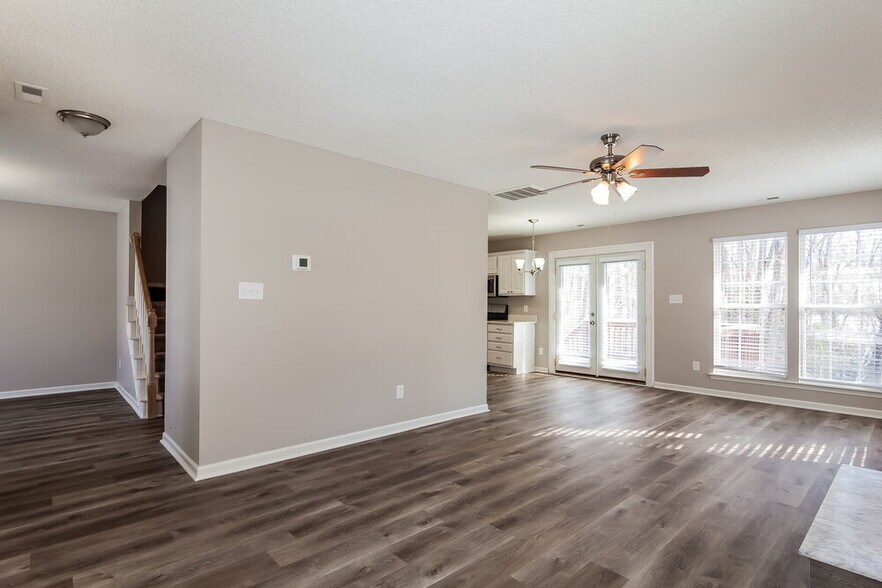 Building Photo - 109 Silverleaf Ct