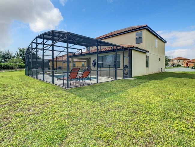 Building Photo - 2533 Rosemont Cir