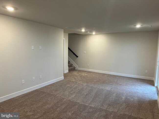 Building Photo - 1834 Ritter Dr