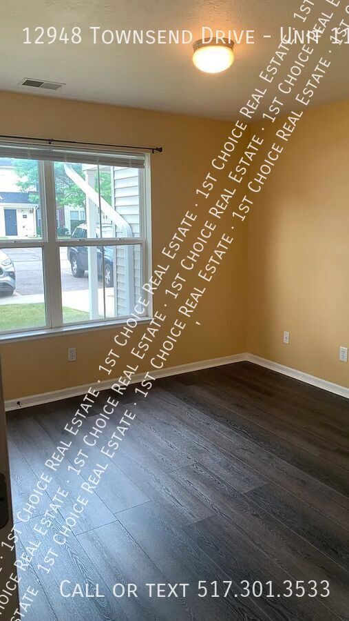 Building Photo - 12948 Townsend Dr