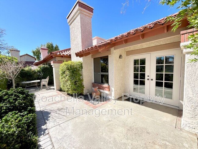 Building Photo - 112 Avellino Cir