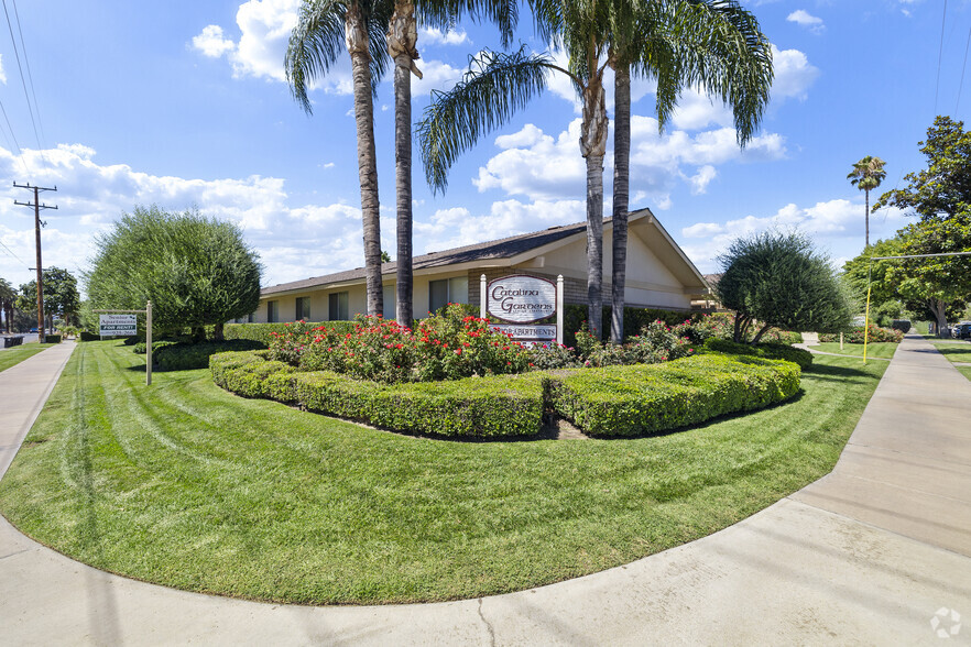 Primary Photo - Catalina Gardens 62+ Senior Apartments