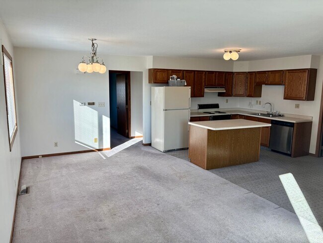 Building Photo - 1626-1628-1628 Wayne St