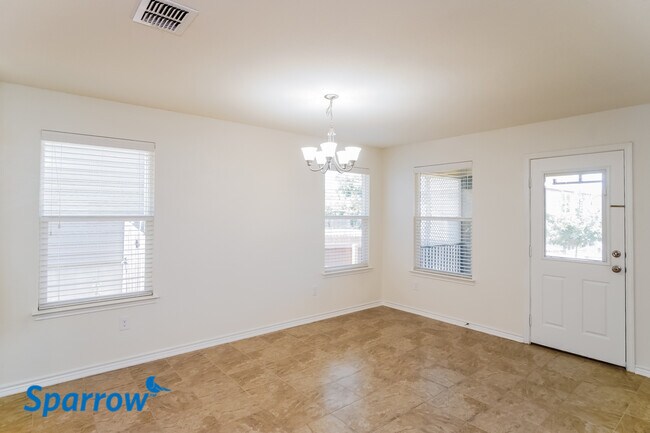 Building Photo - 1612 Iron Creek