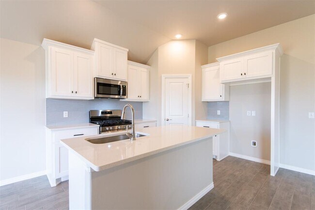 Building Photo - 8401 NW 162nd St