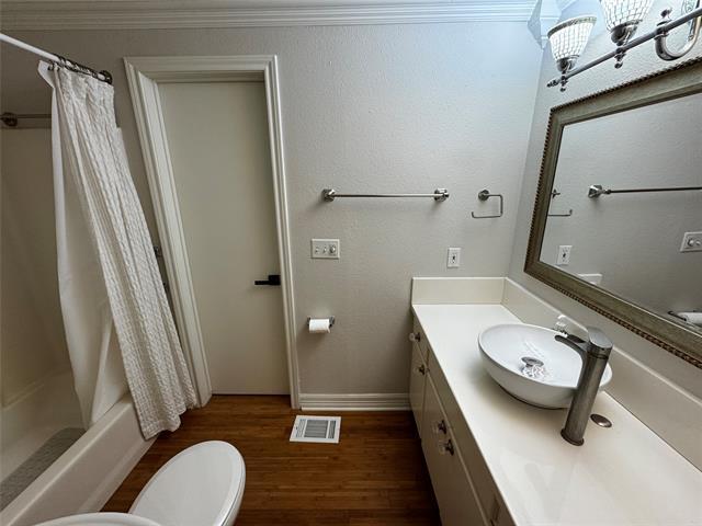 Building Photo - 1112 Kings Hwy