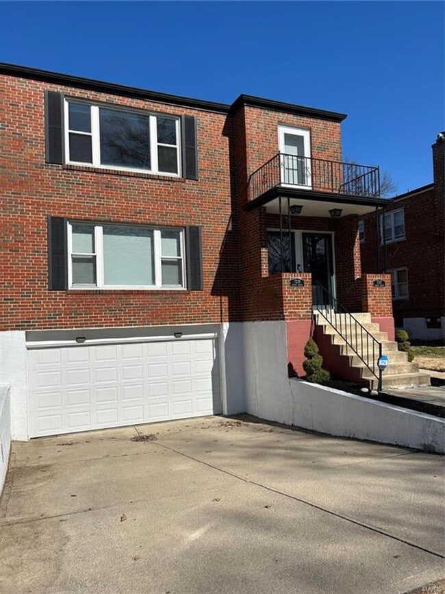 Building Photo - 7227-7229 Balson