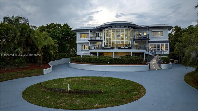 Building Photo - 2827 S Indian River Dr