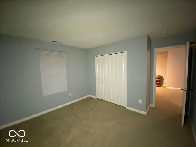 Building Photo - 5221 Bombay Dr