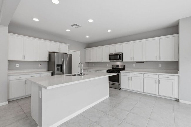Building Photo - Southwest Gem! 3BR + Loft, Smart Home, Low-Maintenance Paver Patio