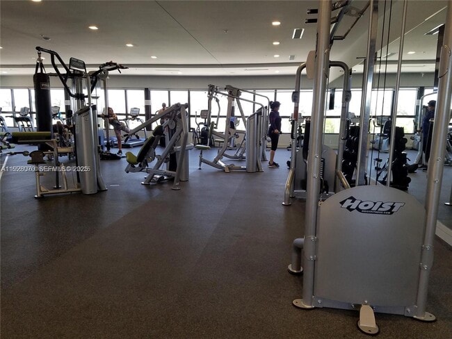 Building Photo - 8883 NW 102nd Pl