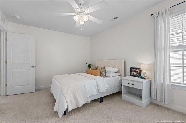 Building Photo - 65 Pedley Pl