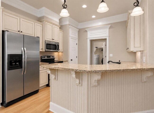 Building Photo - 509 Southern Hills Dr