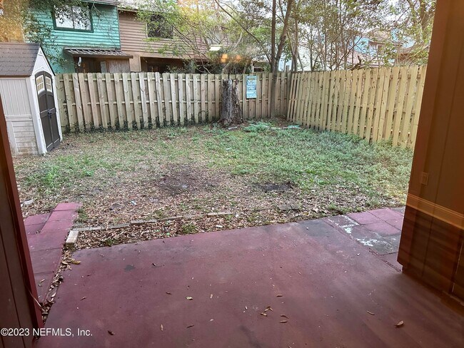 Building Photo - 11608 Dunes Way Dr N