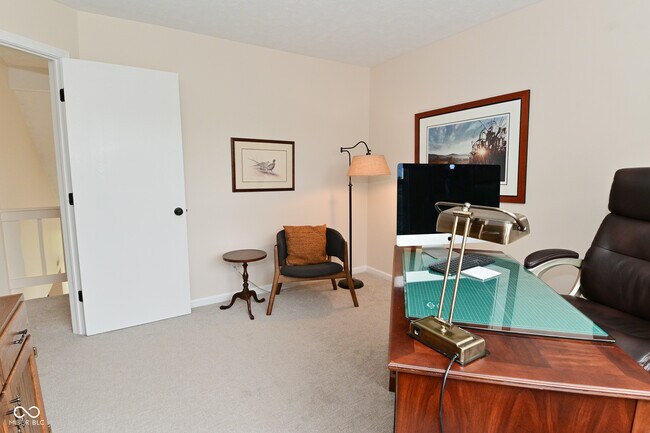 Building Photo - 9477 Aberdare Dr