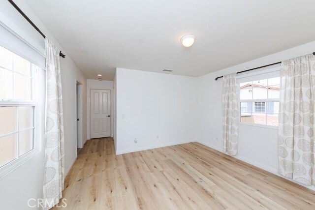 Building Photo - 72 Chantilly