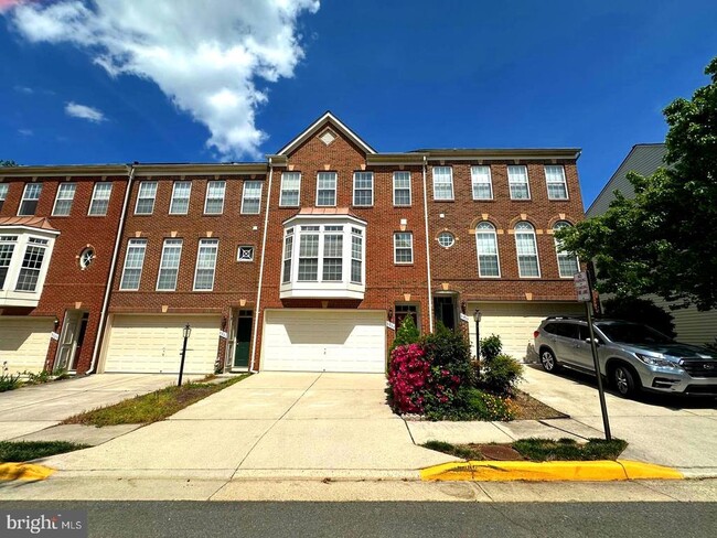 Building Photo - 9333 Cumbria Valley Dr