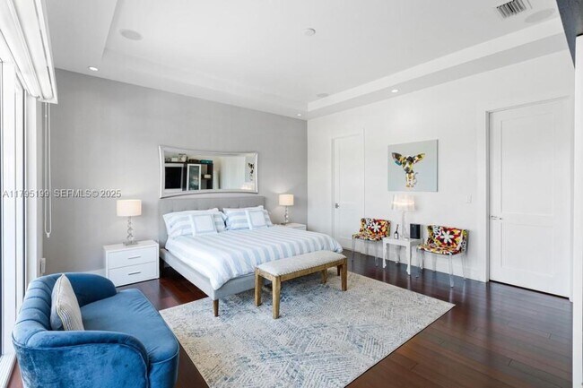 Building Photo - 689 Glenridge Rd