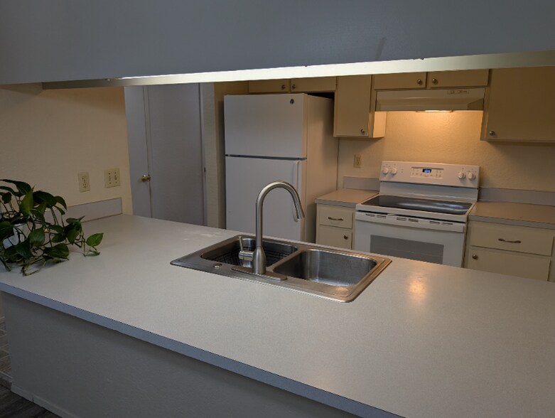 Building Photo - 4617 80th St NE