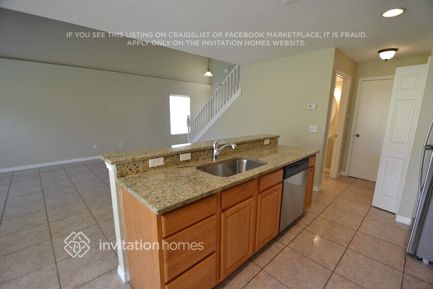 Building Photo - 2159 Heathwood Cir